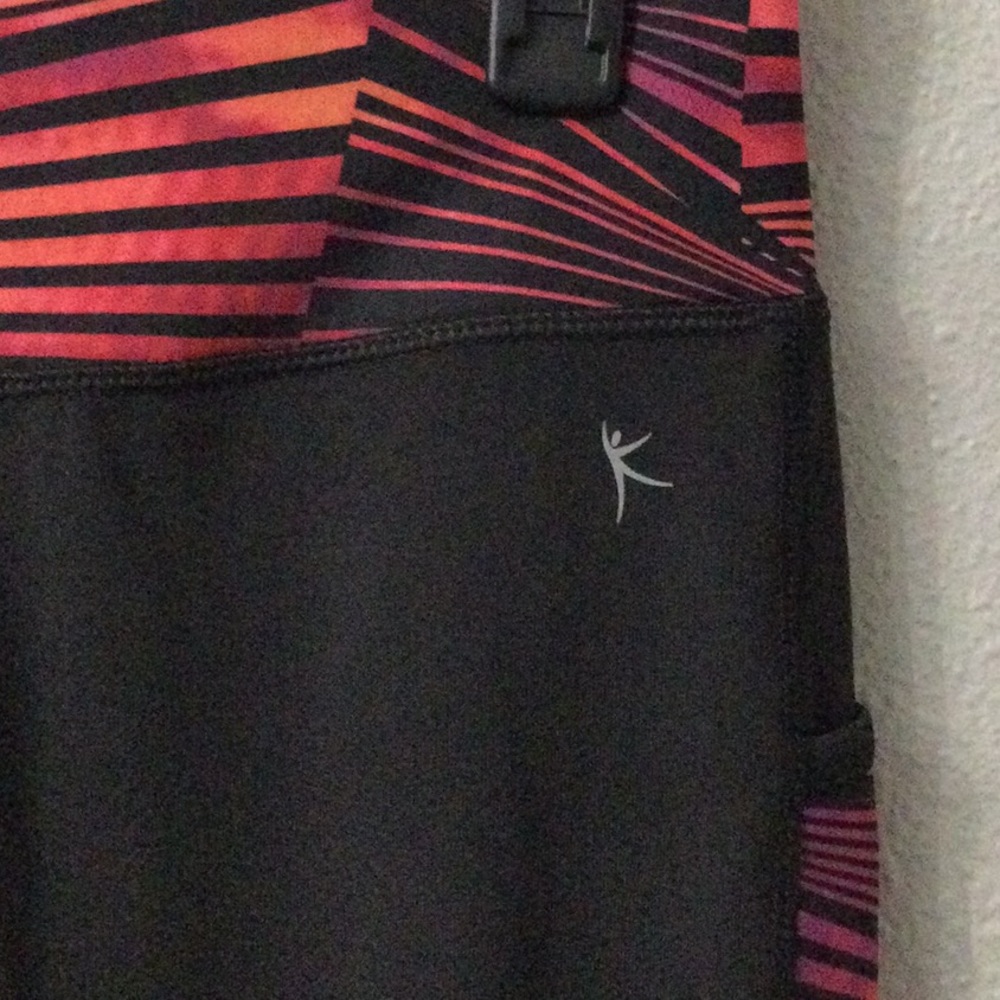 Danskin Now- workout leggings - Picture 2 of 7